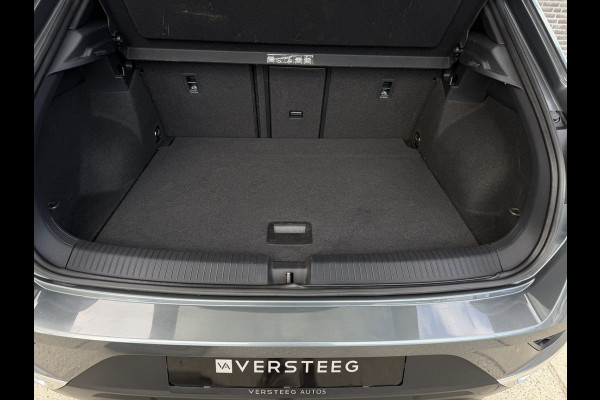 Volkswagen T-Roc 1.5 TSI Sport | Pano | Trekhaak | LED | Carplay | Camera | Virtual Cockpit | Blind-Spot | PDC