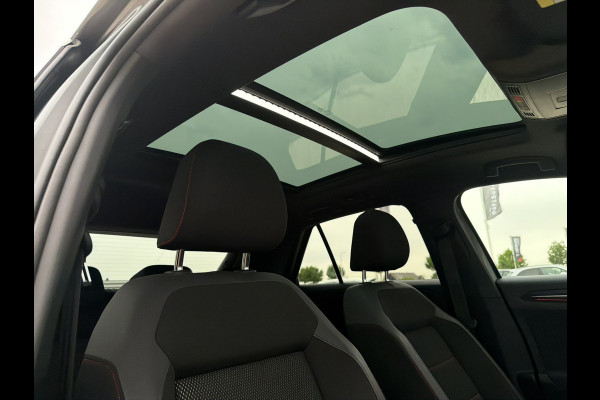 Volkswagen T-Roc 1.5 TSI Sport | Pano | Trekhaak | LED | Carplay | Camera | Virtual Cockpit | Blind-Spot | PDC