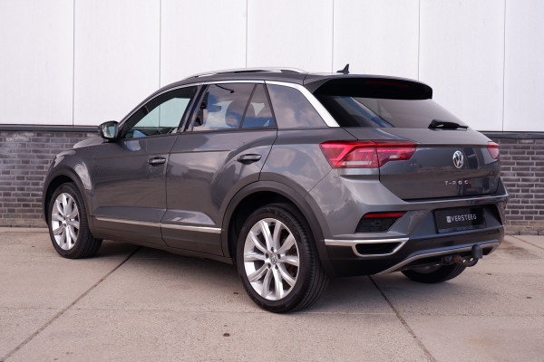 Volkswagen T-Roc 1.5 TSI Sport | Pano | Trekhaak | LED | Carplay | Camera | Virtual Cockpit | Blind-Spot | PDC