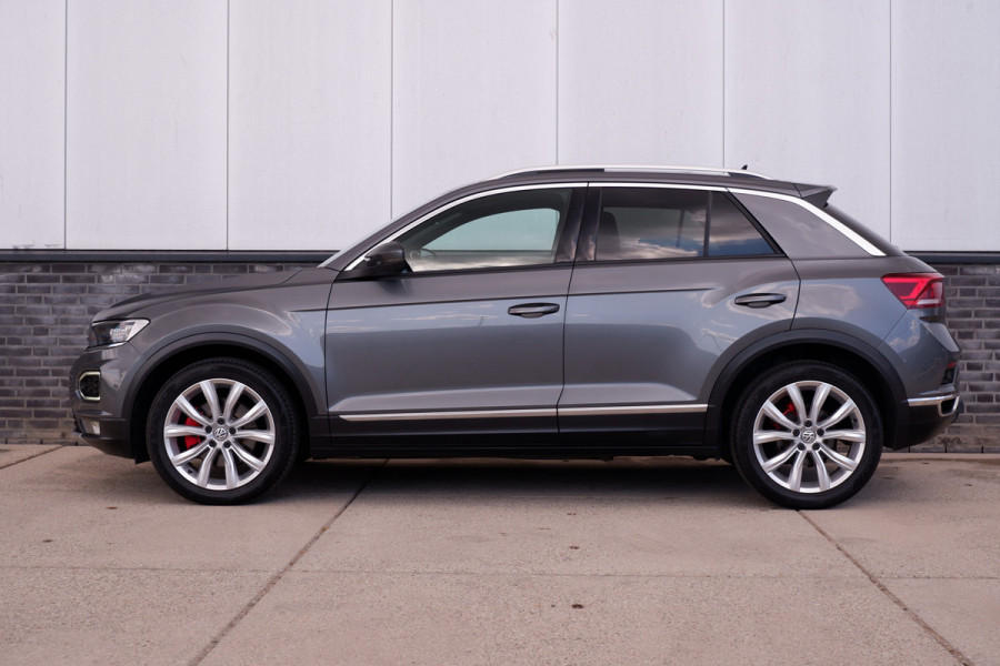 Volkswagen T-Roc 1.5 TSI Sport | Pano | Trekhaak | LED | Carplay | Camera | Virtual Cockpit | Blind-Spot | PDC