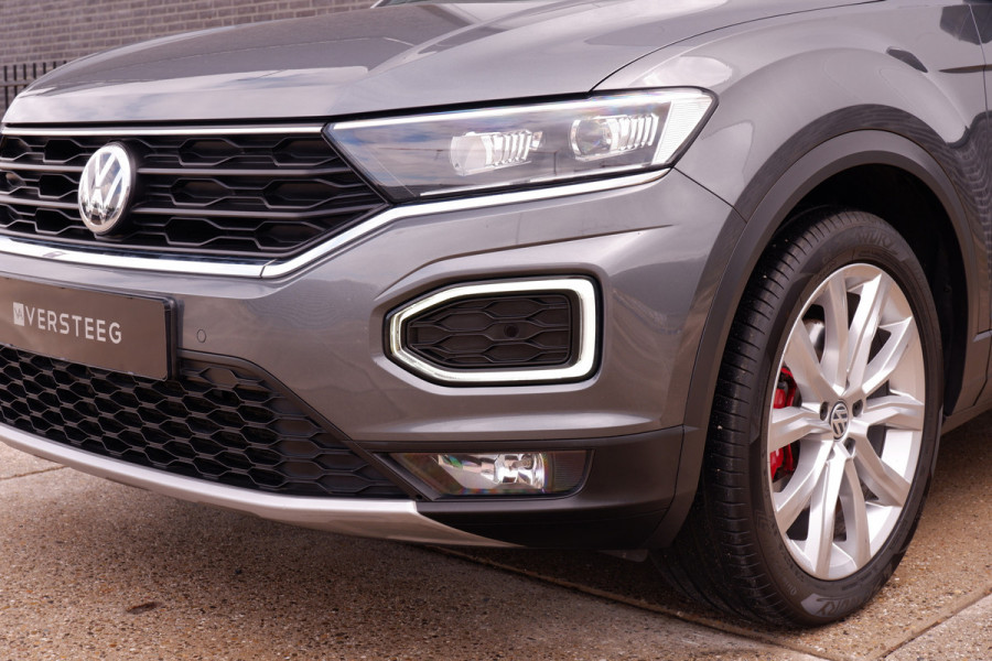 Volkswagen T-Roc 1.5 TSI Sport | Pano | Trekhaak | LED | Carplay | Camera | Virtual Cockpit | Blind-Spot | PDC