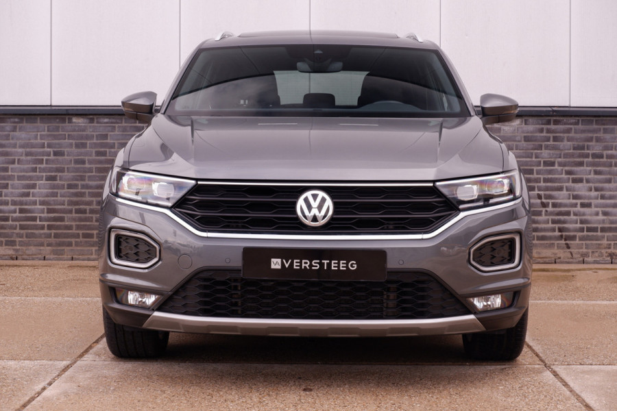 Volkswagen T-Roc 1.5 TSI Sport | Pano | Trekhaak | LED | Carplay | Camera | Virtual Cockpit | Blind-Spot | PDC