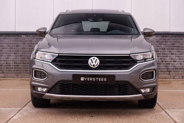 Volkswagen T-Roc 1.5 TSI Sport | Pano | Trekhaak | LED | Carplay | Camera | Virtual Cockpit | Blind-Spot | PDC