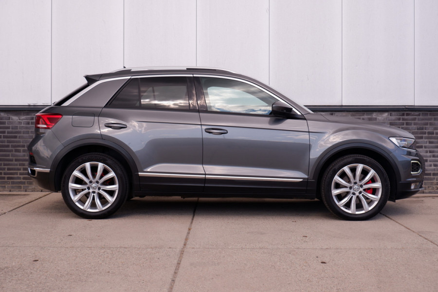 Volkswagen T-Roc 1.5 TSI Sport | Pano | Trekhaak | LED | Carplay | Camera | Virtual Cockpit | Blind-Spot | PDC