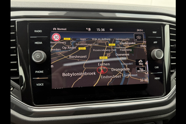 Volkswagen T-Roc 1.5 TSI Sport | Pano | Trekhaak | LED | Carplay | Camera | Virtual Cockpit | Blind-Spot | PDC