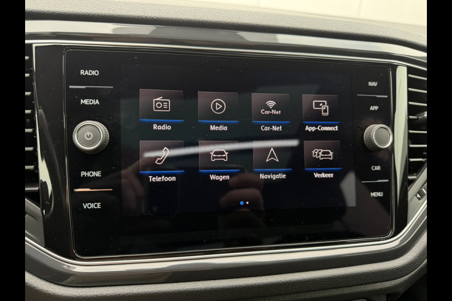 Volkswagen T-Roc 1.5 TSI Sport | Pano | Trekhaak | LED | Carplay | Camera | Virtual Cockpit | Blind-Spot | PDC
