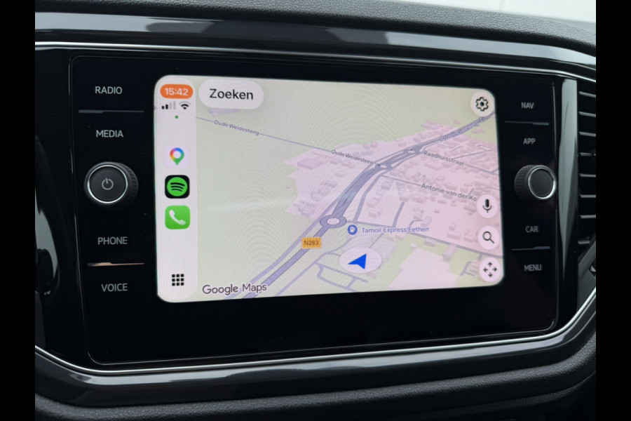 Volkswagen T-Roc 1.5 TSI Sport | Pano | Trekhaak | LED | Carplay | Camera | Virtual Cockpit | Blind-Spot | PDC