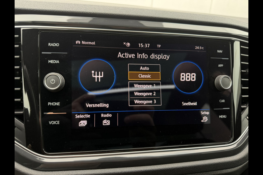 Volkswagen T-Roc 1.5 TSI Sport | Pano | Trekhaak | LED | Carplay | Camera | Virtual Cockpit | Blind-Spot | PDC