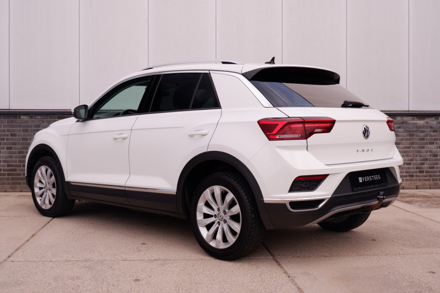 Volkswagen T-Roc 1.5 TSI Sport | LED | Trekhaak | Carplay | Camera | Virtual Cockpit | Blind-Spot | PDC