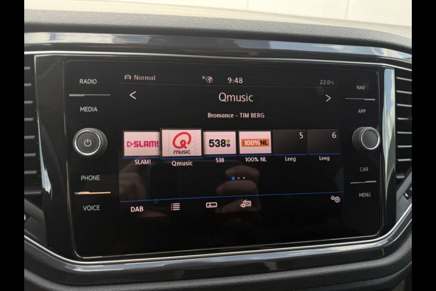 Volkswagen T-Roc 1.5 TSI Sport | LED | Trekhaak | Carplay | Camera | Virtual Cockpit | Blind-Spot | PDC