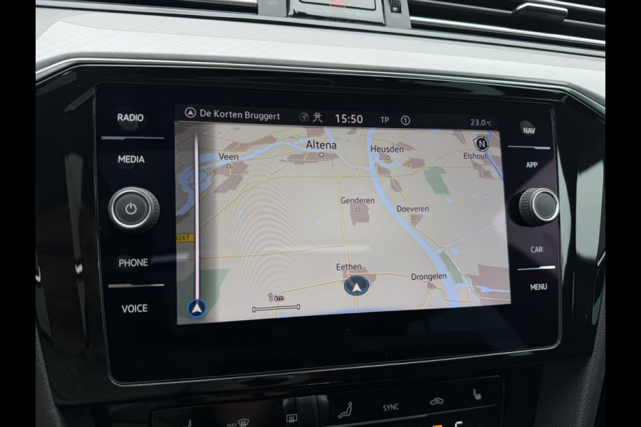 Volkswagen Passat Variant 1.4 TSI PHEV GTE Business | Pano | Carplay | LED | Camera | Navi | LED