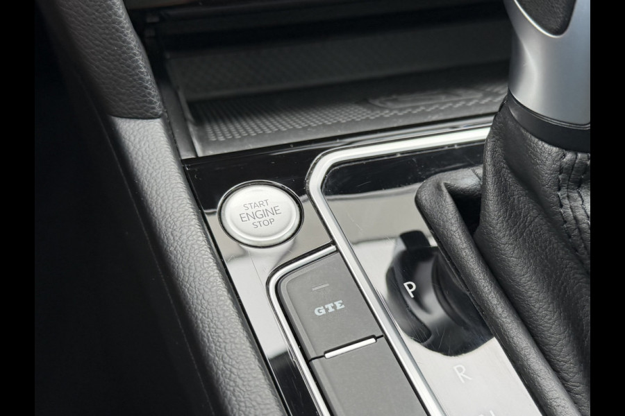 Volkswagen Passat Variant 1.4 TSI PHEV GTE Business | Pano | Carplay | LED | Camera | Navi | LED