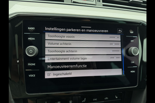 Volkswagen Passat Variant 1.4 TSI PHEV GTE Business | Pano | Carplay | LED | Camera | Navi | LED