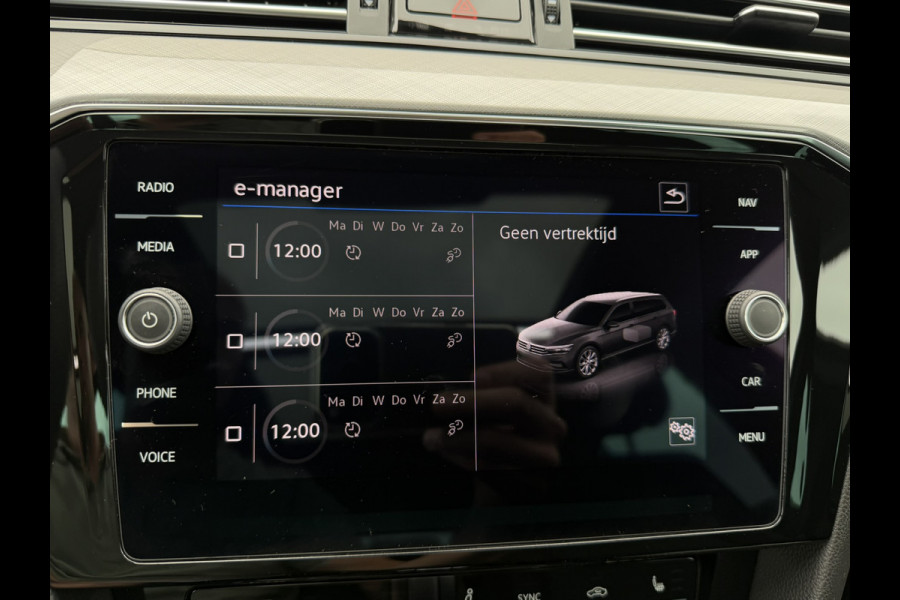 Volkswagen Passat Variant 1.4 TSI PHEV GTE Business | Pano | Carplay | LED | Camera | Navi | LED