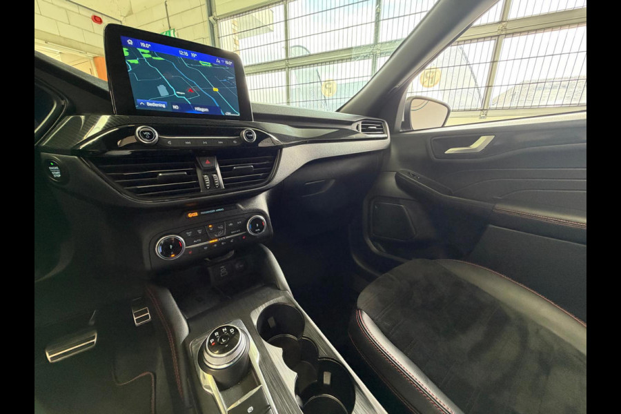 Ford Kuga 2.5 PHEV ST-Line X, Automaat, Panoramadak, Stoel/Stuur verwarming, Navi, Camera, Carplay