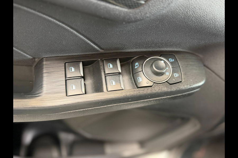 Ford Kuga 2.5 PHEV ST-Line X, Automaat, Panoramadak, Stoel/Stuur verwarming, Navi, Camera, Carplay