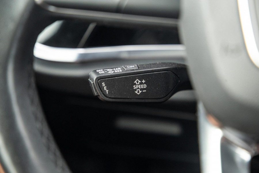 Audi Q3 45 TFSI e edition VIRTUAL COCKPIT / CRUISE CONTROLE / AIRCO / BRUIN LEER / PHEV