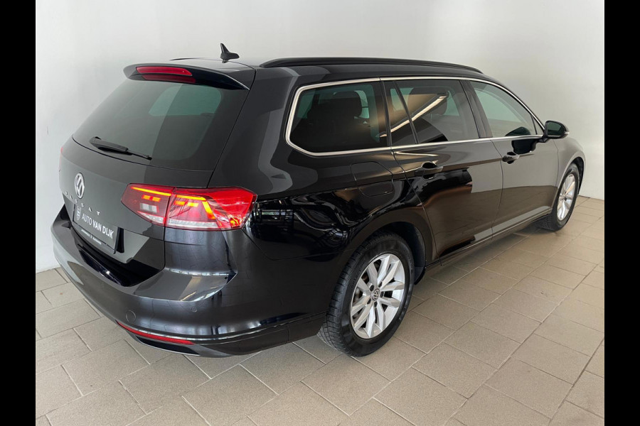 Volkswagen Passat Variant 1.5 TSI DSG AUTOMAAT AIRCO CLIMA NAVI CRUISE APPLE CARPLAY PDC PRIVACY GLAS TREKHAAK ZEER NETTE AUTO