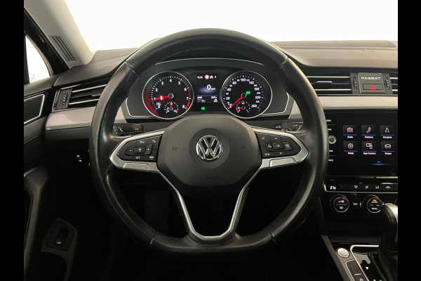 Volkswagen Passat Variant 1.5 TSI DSG AUTOMAAT AIRCO CLIMA NAVI CRUISE APPLE CARPLAY PDC PRIVACY GLAS TREKHAAK ZEER NETTE AUTO