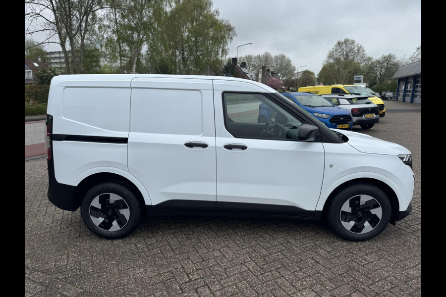 Ford E-Transit Courier Trend 46 kWh 136pk | Navigatie | Trekhaak | 16" Reservewiel | 3-fase laadkabel 32A, 5 meter| Led laadruimteverlichting