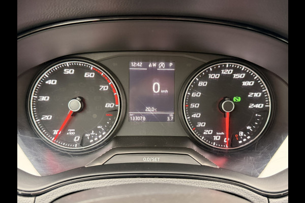 Seat Arona 1.0 TSI FR Trekhaak CarPlay Keyless Navi ACC Stoelverwarming