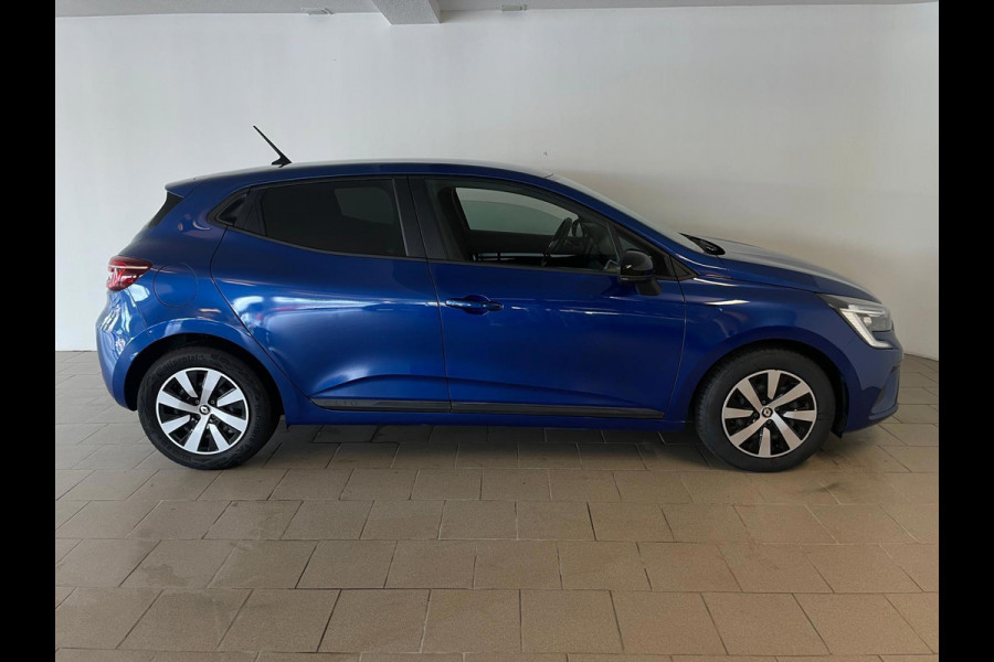 Renault Clio 1.0 TCe 90 Equilibre AIRCO NAVI CRUISE APPLE CARPLAY PRIVACY GLAS ELEK RAMEN CENT VERG METALLIC LAK ZEER NETTE AUTO