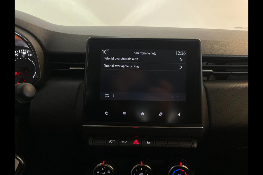 Renault Clio 1.0 TCe 90 Equilibre AIRCO NAVI CRUISE APPLE CARPLAY PRIVACY GLAS ELEK RAMEN CENT VERG METALLIC LAK ZEER NETTE AUTO