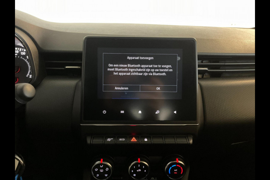 Renault Clio 1.0 TCe 90 Equilibre AIRCO NAVI CRUISE APPLE CARPLAY PRIVACY GLAS ELEK RAMEN CENT VERG METALLIC LAK ZEER NETTE AUTO