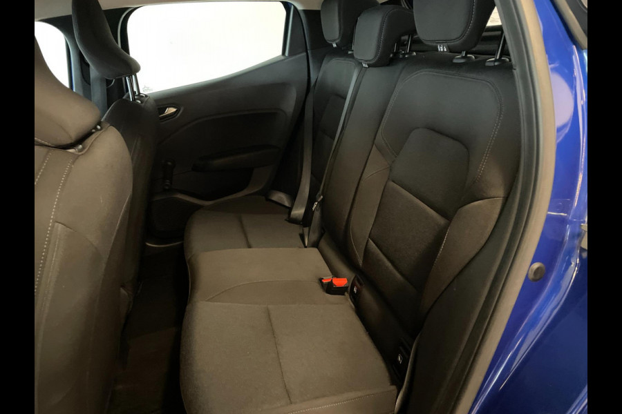 Renault Clio 1.0 TCe 90 Equilibre AIRCO NAVI CRUISE APPLE CARPLAY PRIVACY GLAS ELEK RAMEN CENT VERG METALLIC LAK ZEER NETTE AUTO