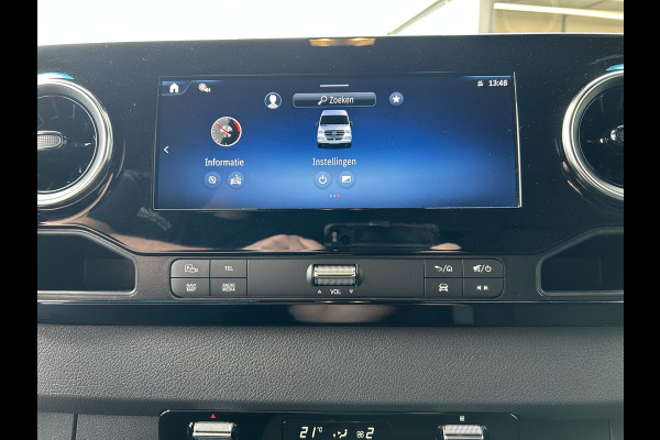 Mercedes-Benz eSprinter 320 L2 H2 Pro 81kWh / Snel laden 115Kw / Trekhaak / MBUX / Navigatie / Camera / Cruise control / Airco / 270 Graden achterdeuren .