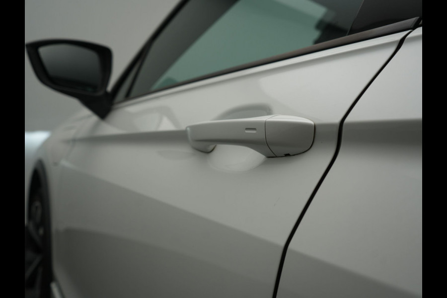 Seat Tarraco 1.4 TSI e-Hybrid FR Business Intense PHEV 245pk | Trekhaak Af Fabriek | Adaptive Cruise | 360 Camera | Sportstoelen Memory & Verwarmd | Keyless | Blis | Stuur Verwarmd | Apple Carplay | Navigatie | DAB | 20"L.M | Plug In Hybrid |