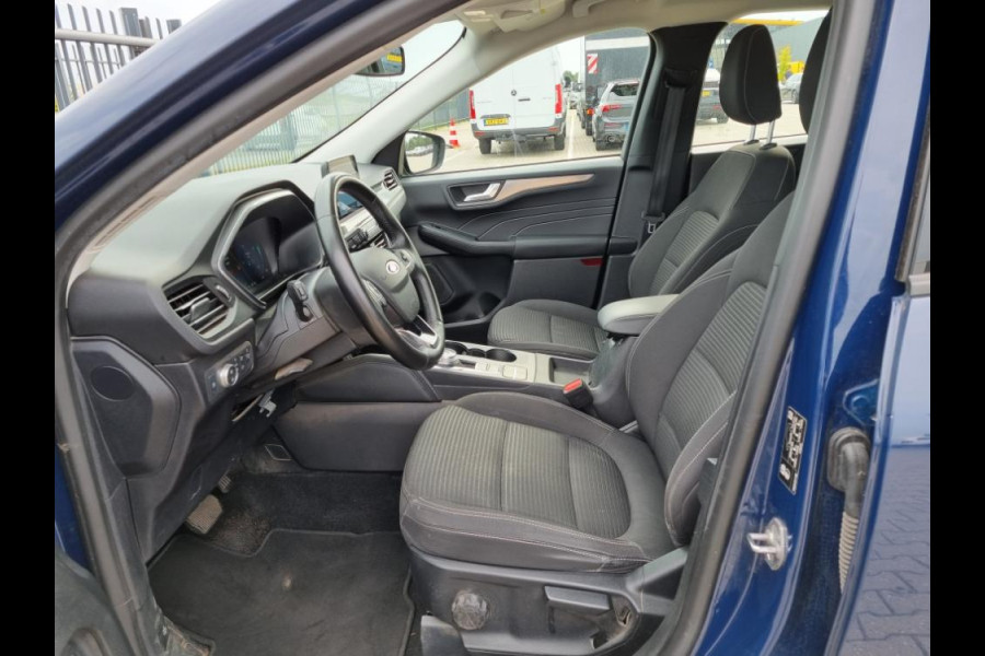 Ford Kuga 2.5 PHEV Titanium 225pk | Adaptive cruise control | Winter Pack | Dodehoeksensoren | Camera | 1.500kg Trekgewicht