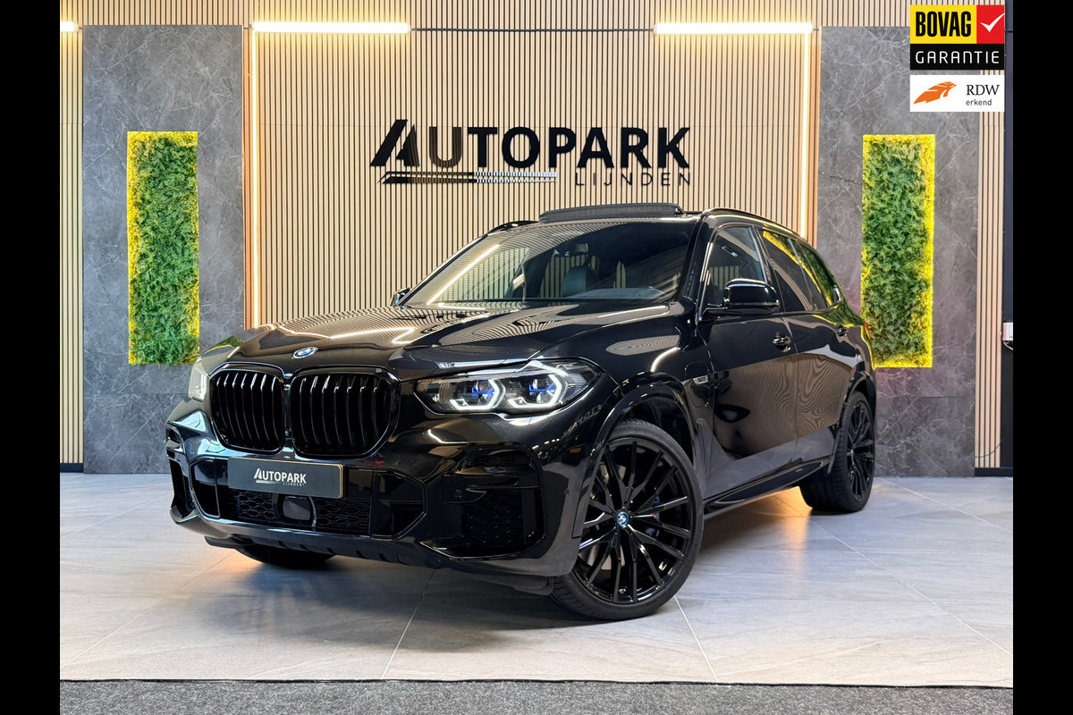 BMW X5 XDrive45e High Executive M-SPORT|PANO|HuD|SKY LOUNGE|360CAM|ACHTERASBESTURING|SFEERVERLICHTING|22INCH|394PK|BOMVOL!