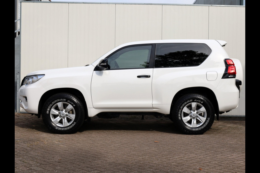 Toyota Land Cruiser 2.8 D4-D-F 3 DRS BLIND VAN | Climate Control | Cruise Control