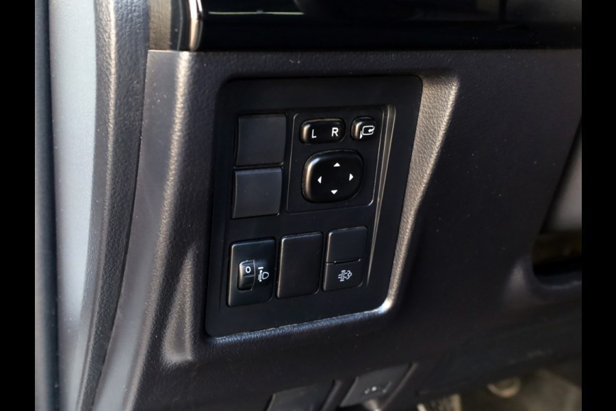 Toyota Land Cruiser 2.8 D4-D-F 3 DRS BLIND VAN | Climate Control | Cruise Control