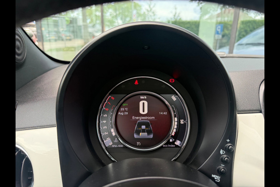 Fiat 500 1.0 Hybrid Dolcevita - Navi - Climate - Panodak - Parkeerhhulp - Lage stand