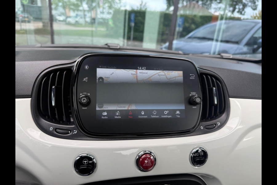 Fiat 500 1.0 Hybrid Dolcevita - Navi - Climate - Panodak - Parkeerhhulp - Lage stand