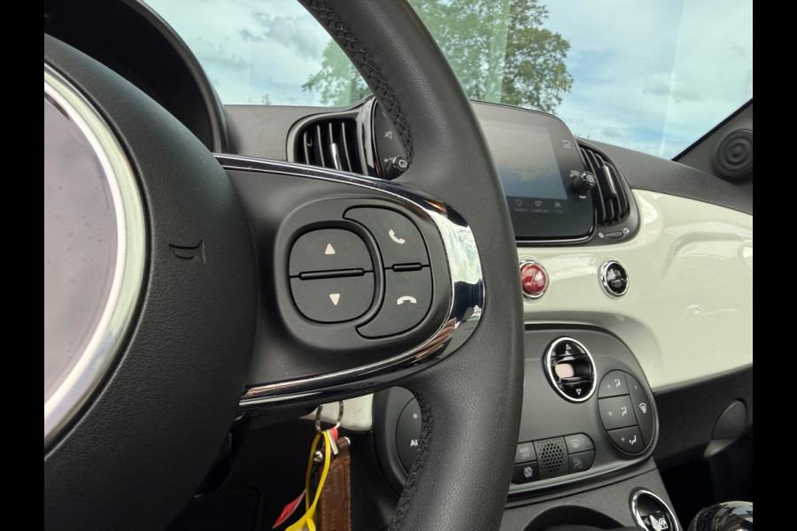Fiat 500 1.0 Hybrid Dolcevita - Navi - Climate - Panodak - Parkeerhhulp - Lage stand