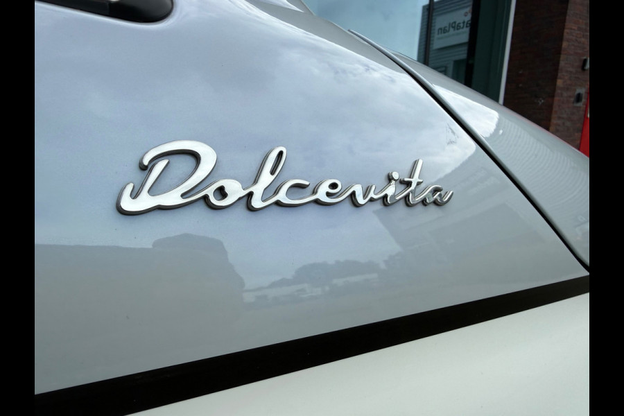 Fiat 500 1.0 Hybrid Dolcevita - Navi - Climate - Panodak - Parkeerhhulp - Lage stand