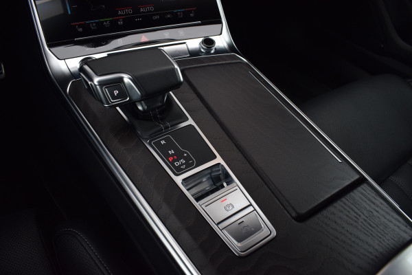 Audi A6 Avant 55 TFSI e Quattro S-edition Competition Pano | B&O | 21" | Nachtzicht