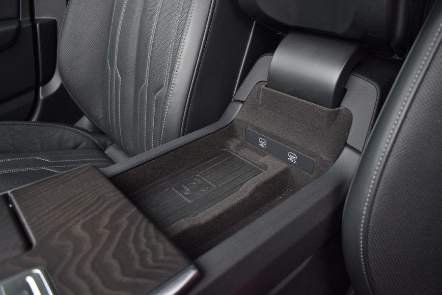 Audi A6 Avant 55 TFSI e Quattro S-edition Competition Pano | B&O | 21" | Nachtzicht