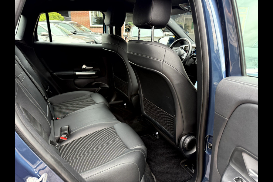 Mercedes-Benz EQA 250 Business Solution Luxury 67 kWh SOH 93.9%, Navi, Camera, Trekhaak, Sfeerverlichting
