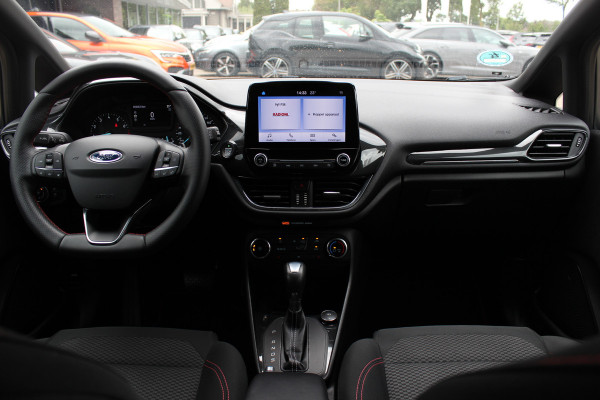 Ford Fiesta 1.0 EcoBoost ST-Line Automaat. / Navigatie / Parkeerhulp achter / 17'' / Stoelverwarming / Cruise Control