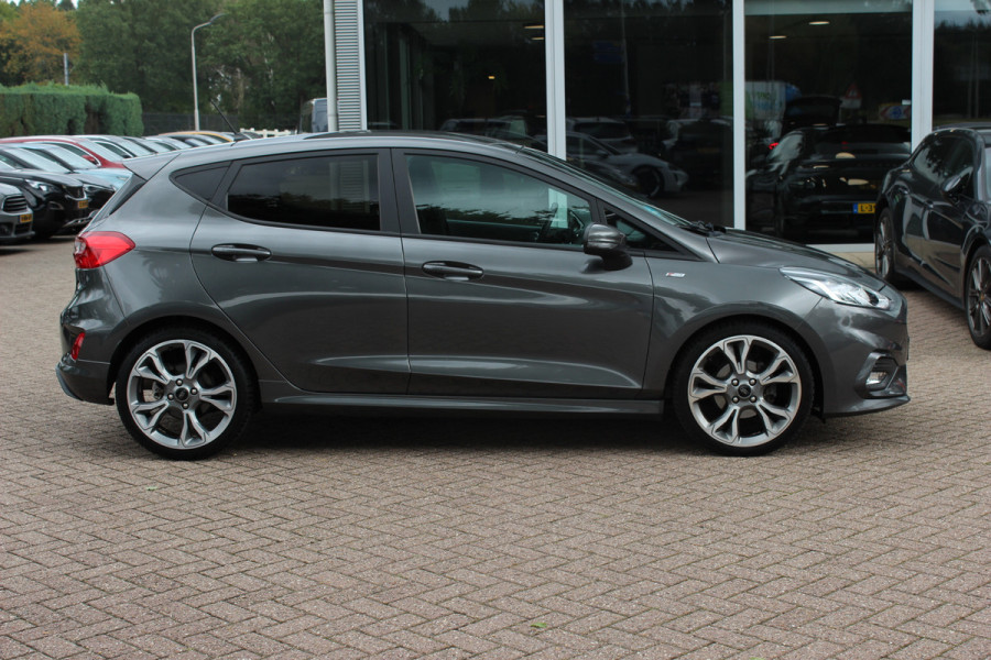 Ford Fiesta 1.0 EcoBoost ST-Line Automaat. / Navigatie / Parkeerhulp achter / 17'' / Stoelverwarming / Cruise Control