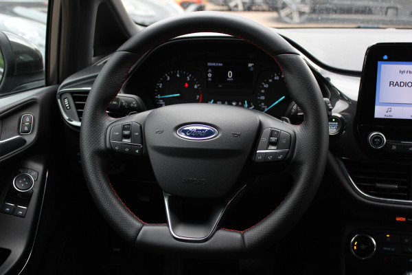 Ford Fiesta 1.0 EcoBoost ST-Line Automaat. / Navigatie / Parkeerhulp achter / 17'' / Stoelverwarming / Cruise Control