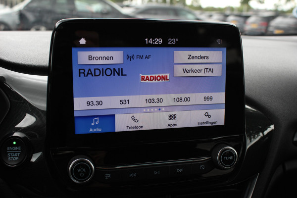 Ford Fiesta 1.0 EcoBoost ST-Line Automaat. / Navigatie / Parkeerhulp achter / 17'' / Stoelverwarming / Cruise Control