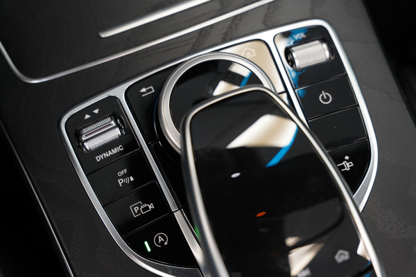 Mercedes-Benz C-Klasse Cabrio 200 AMG Premium Plus Pack Burmester ACC Carplay