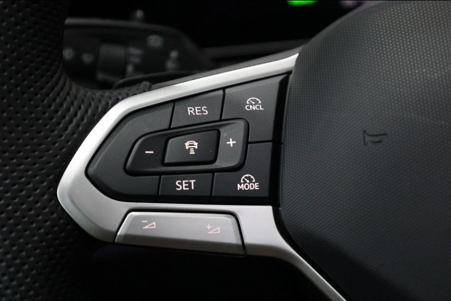 Volkswagen Tiguan 1.5 eTSI 3x R-Line IQ+LED/VIRTUAL/SFEER/PANO/ALCANTARA+S.VERWARMING/20" LMV/CAM/LINE/ACC/ECC/12 MDN GARANTIE!