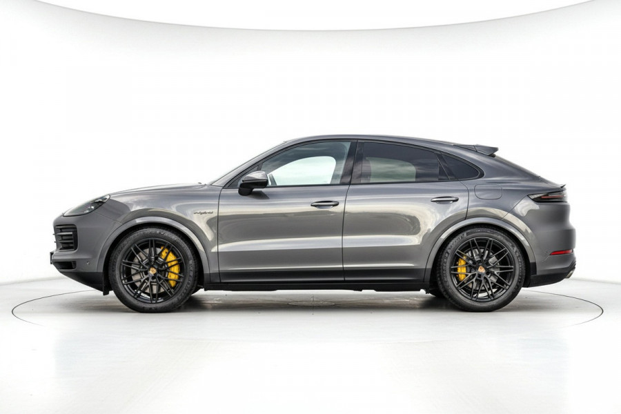Porsche Cayenne Coupé 3.0 S E-Hybrid Black Edition Pano/InnoDrive/HUD/360/Luchtvering/Massage