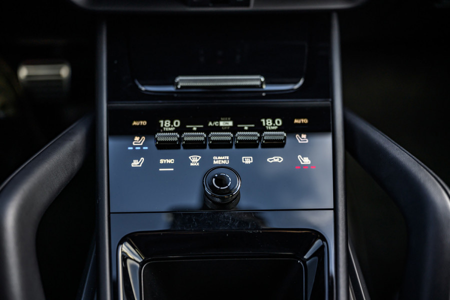 Porsche Cayenne Coupé 3.0 S E-Hybrid Black Edition Pano/InnoDrive/HUD/360/Luchtvering/Massage